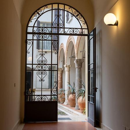 Casa Petrucci Centro Storico Lägenhet Forlì Exteriör bild
